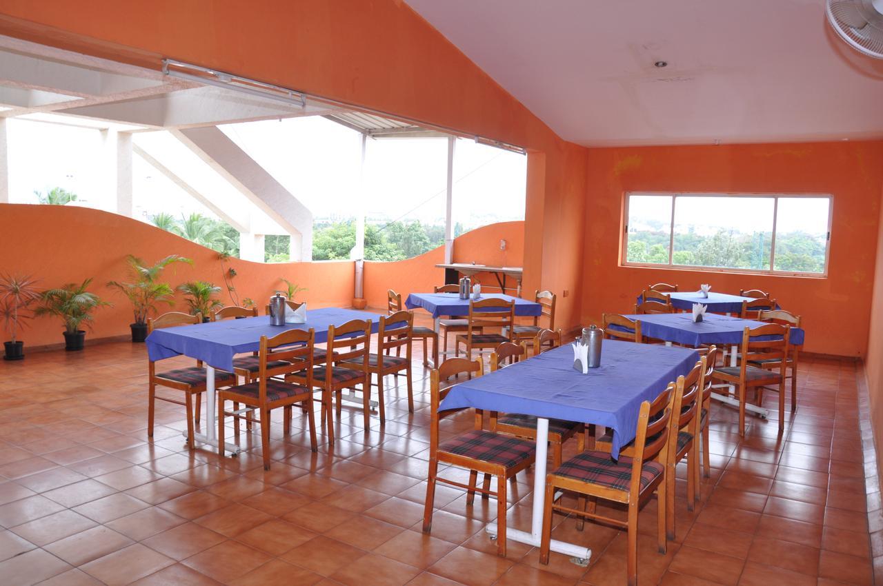 Dass Suites,Domlur Bangalore Buitenkant foto