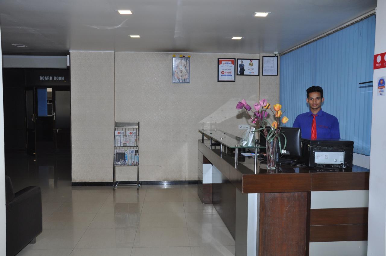 Dass Suites,Domlur Bangalore Buitenkant foto