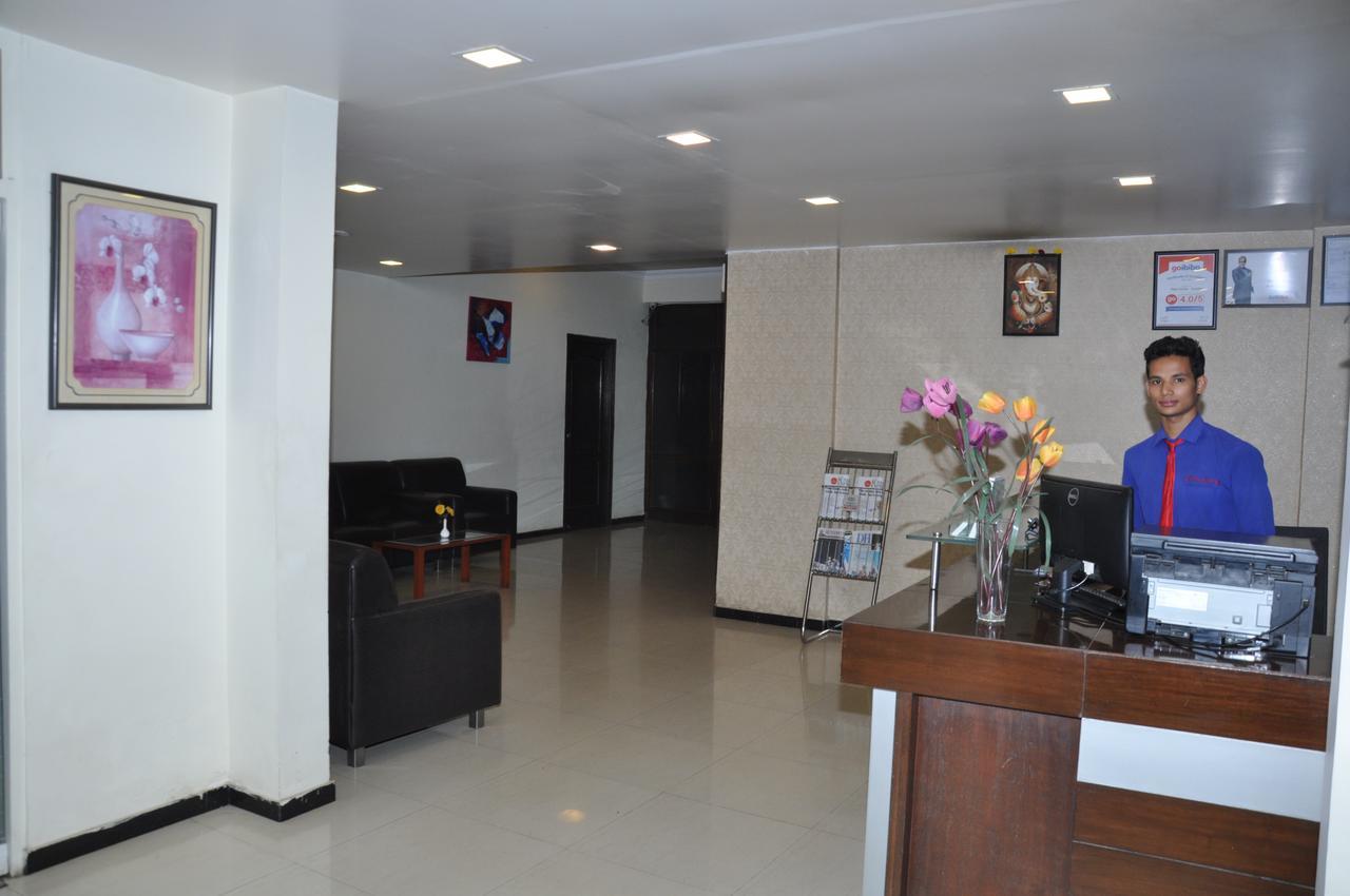 Dass Suites,Domlur Bangalore Buitenkant foto